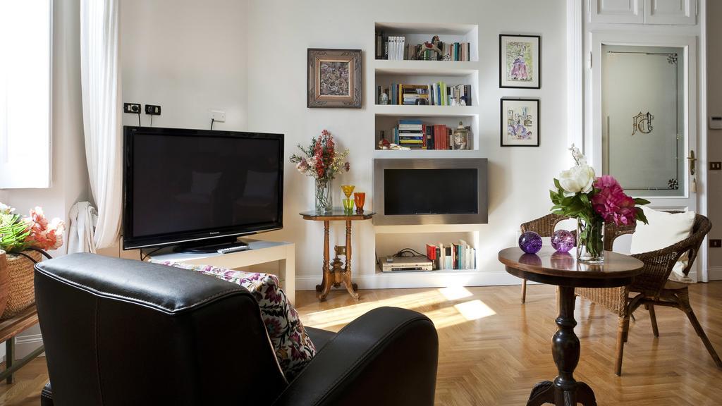 Italianway - Vigano Apartment มิลาน ภายนอก รูปภาพ